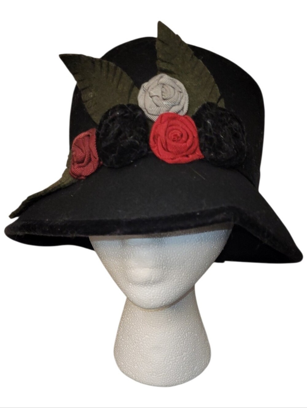 Vintage Italian Wool Black Hat With Rosettes 7 1/2